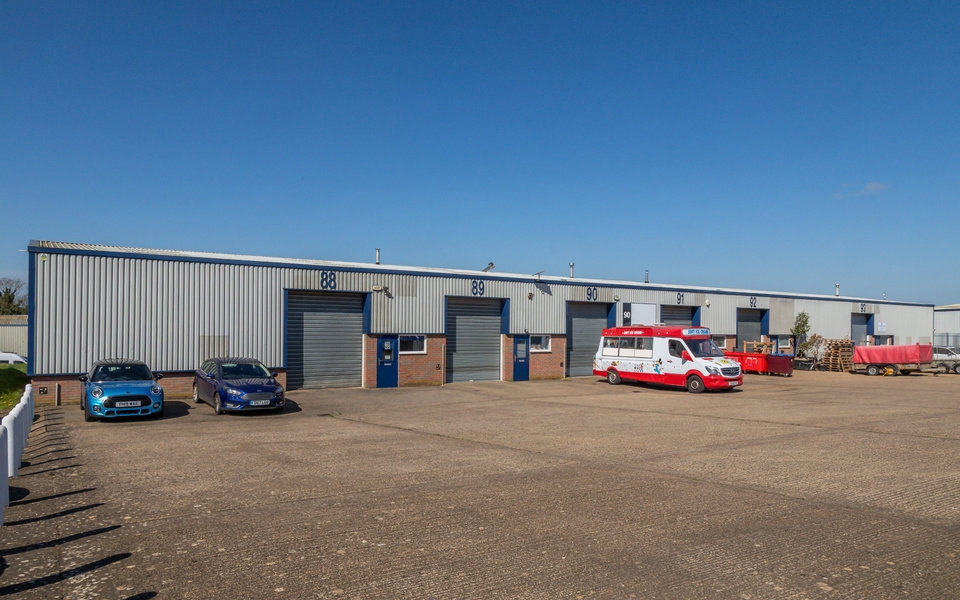 Leyland Trading Estate - Externals (6)